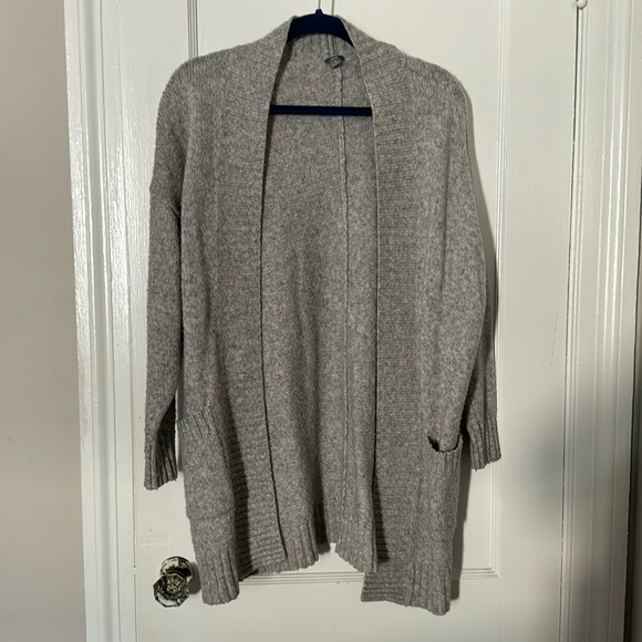 Aerie M Cardigan - Picture 1 of 2